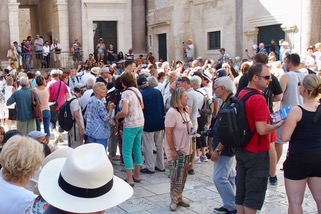 A Large Tour in Small Space